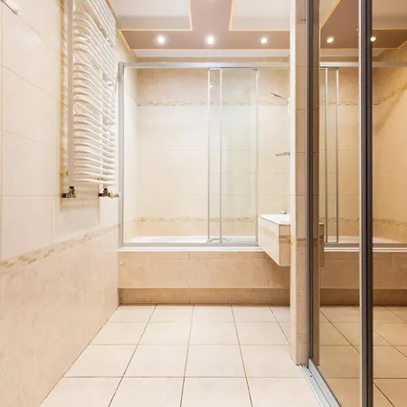 Apartament Wyspowa By Renters *
